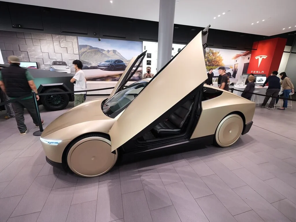 The Future of Tesla Robotaxis : Insurance and Maintenance Concerns